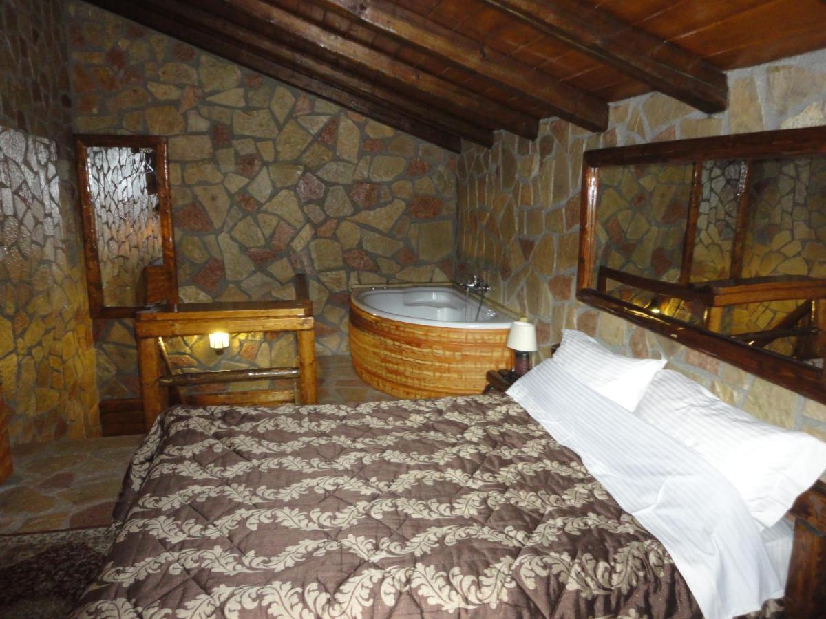 Kalavrita Oneiro Apartment Екстериор снимка
